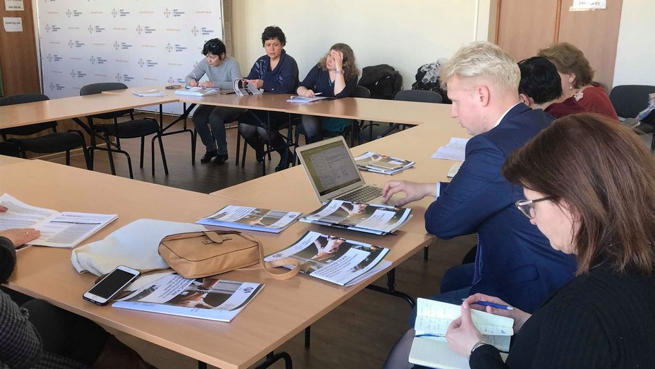 Фахівці обговорили інтегроване біоповедінкове дослідження серед ЛВНІ