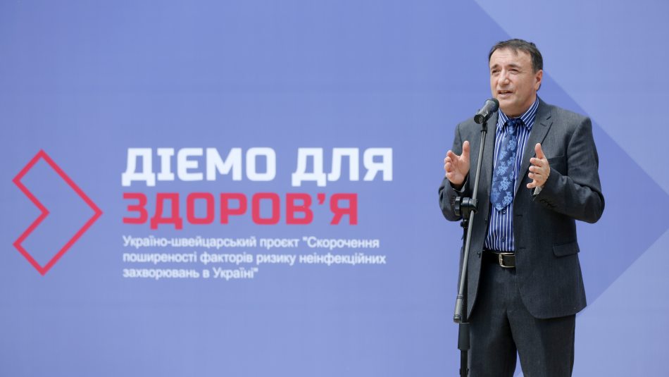 Українців заохочують піклуватися про найближчих людей під час COVID-19