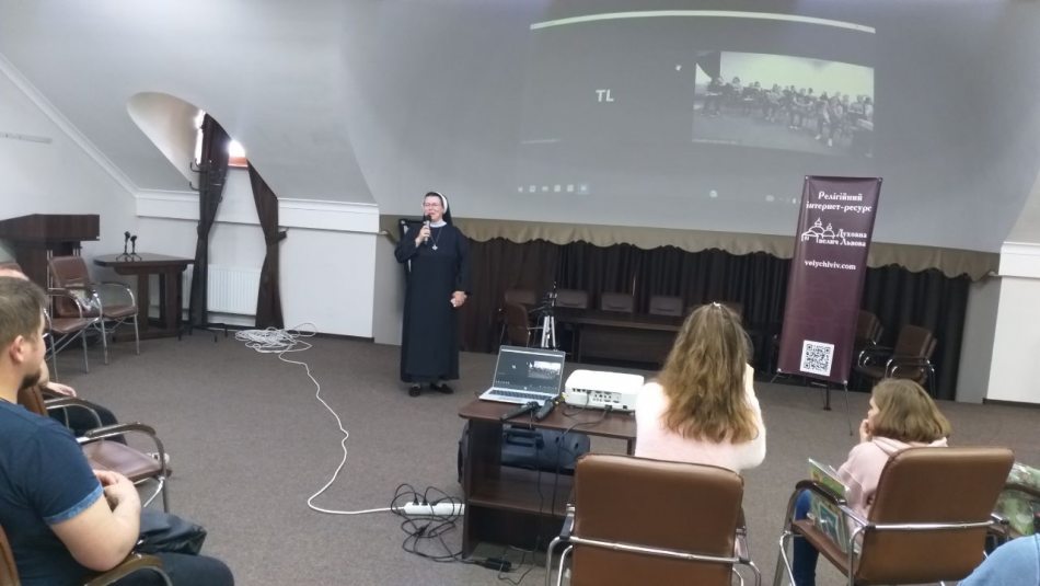 УГКЦ та ЦГЗ розказали дітям ВПО про здорове харчування та психічне здоров’я