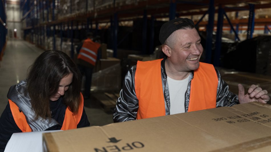 Україна отримала системи аналізу газів та хімічного складу крові та неінвазивні апарати штучної вентиляції легенів BiPAP 5