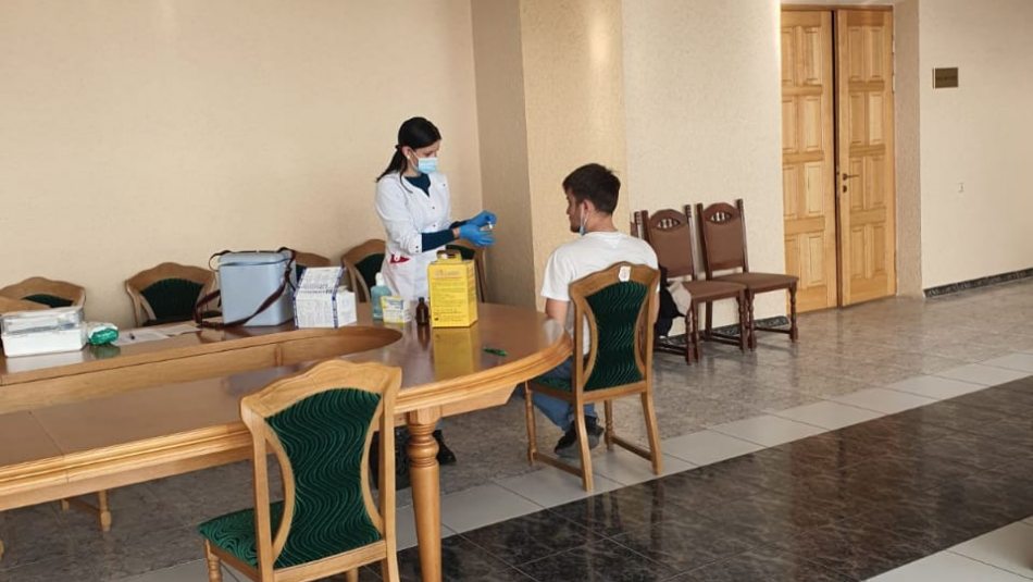 Вакцинуватися проти COVID-19 — важливе рішення для кожного
