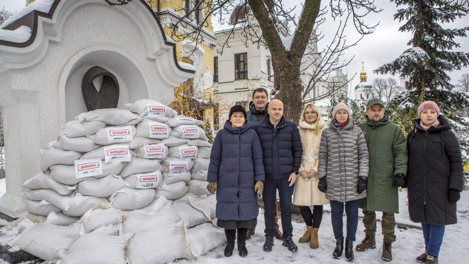 Пацієнти з ВІЛ отримали 209 600 курсів АРВ-терапії за час повномасштабного вторгнення