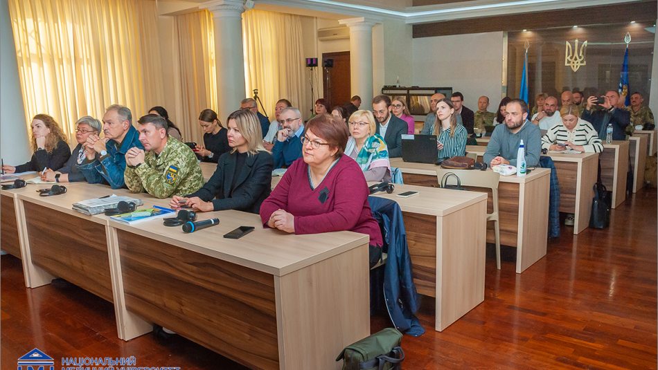 Психологічна підтримка військових США та їхніх родин: психолог Брюс Кроу під час візиту до України поділився досвідом 