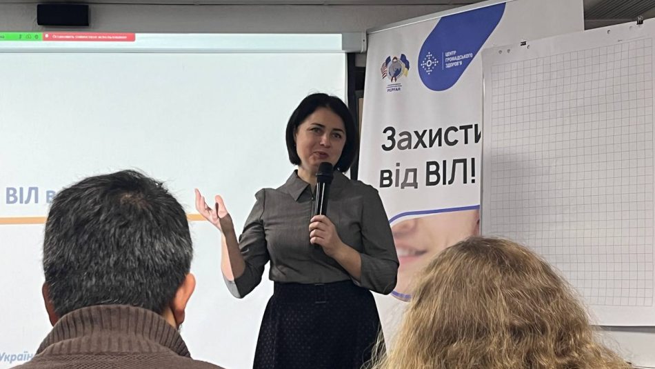 Тестування на ВІЛ за ініціативою медпрацівника: які існують бар’єри та як їх подолати?