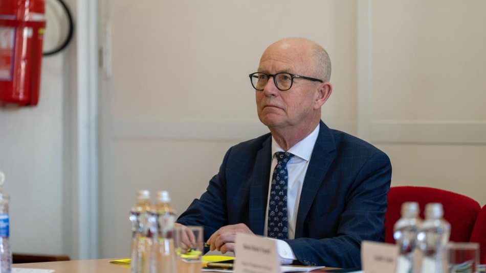 робоча зустріч у рамках візиту високого рівня делегації Данського державного інституту сироваток (SSI) та Міністерства охорони здоров’я Данії. Під час заходу було підписано Меморандум про співпрацю, який сприятиме виконанню Стратегії боротьби з АМР до 2030 року. 