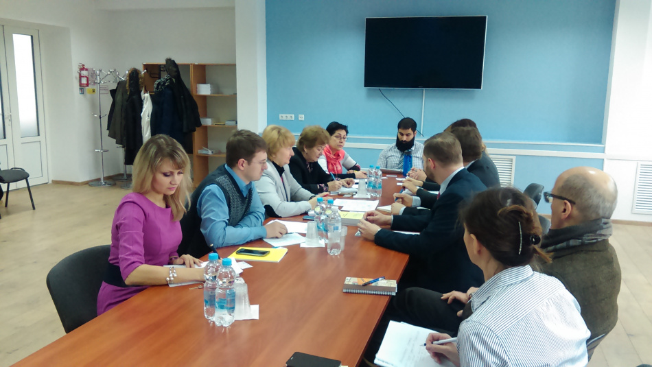 Програма зменшення біологічної загрози: зустріч групи оцінки програми з керівництвом УЦКС