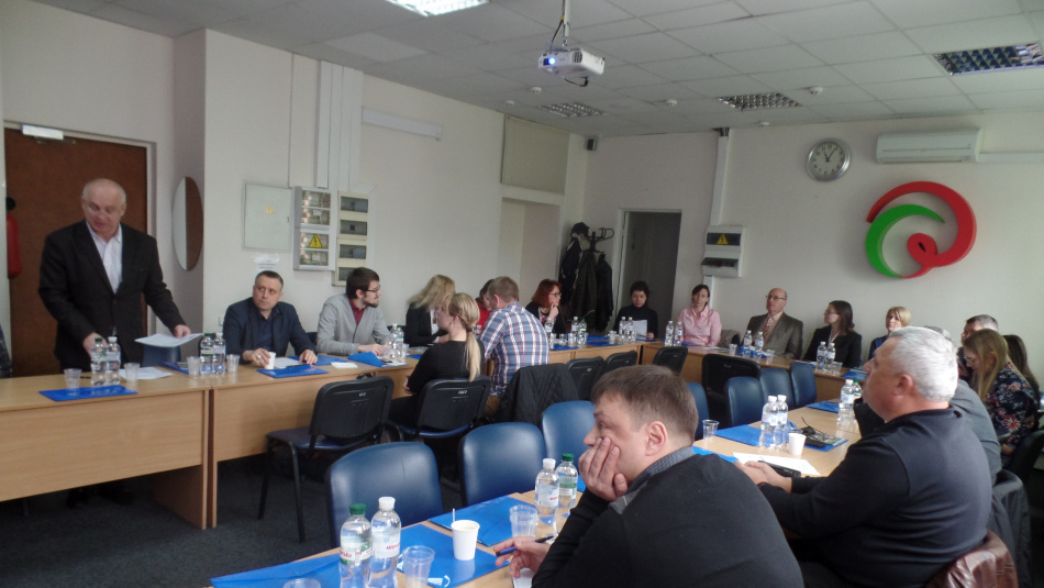 Покращення якості та стійкості медикаментозного підтримуючого лікування в Україні