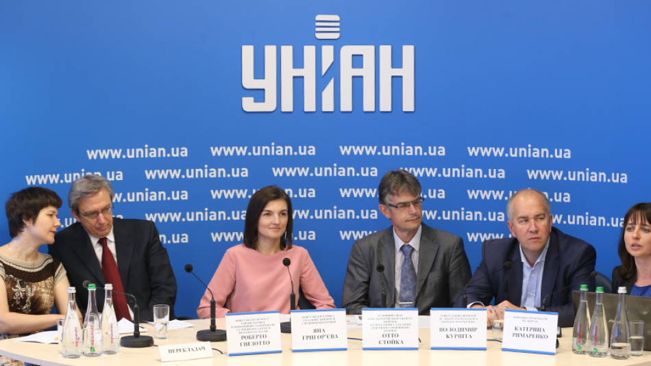 В Україні понад рік працює професійний сервіс з надання допомоги у припиненні куріння